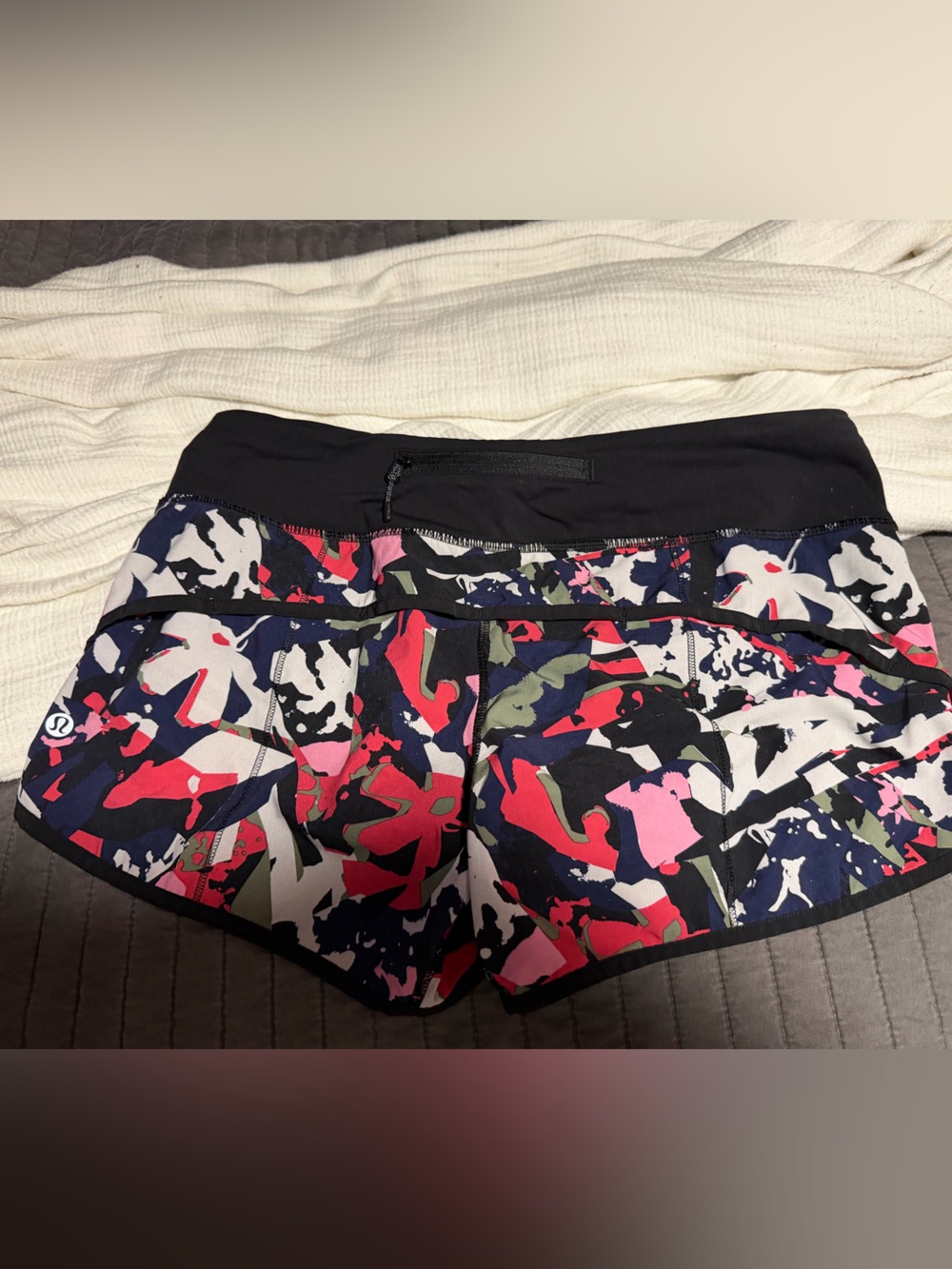 lululemon athletica Black Multicolor Abstract Athletic Shorts